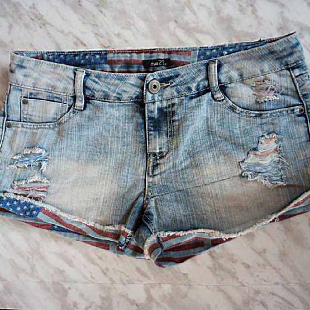 Rue21 Distressed Short